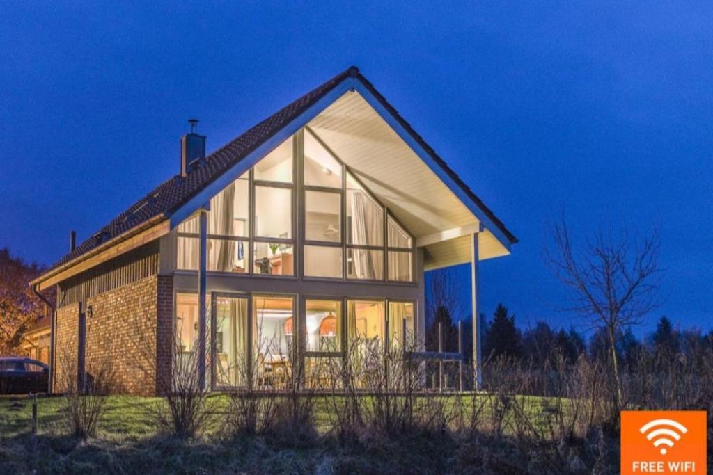 Willa W7 - Sehr Schoenes Ferienhaus Mit Toller Lage Und Super Aussicht In Roebel An Der Mueritz Zewnętrze zdjęcie